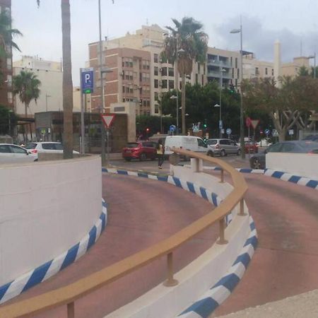 Precioso Piso En Almeria Centro Con Parking Gratis Екстериор снимка