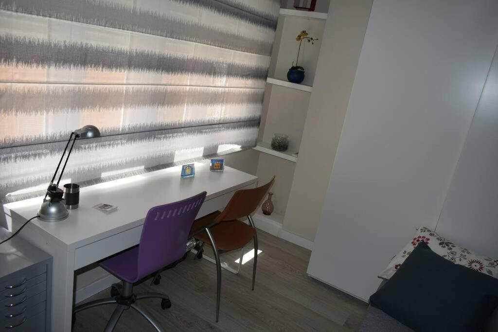 Precioso Piso En Almeria Centro Con Parking Gratis Екстериор снимка