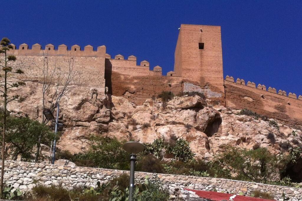 Precioso Piso En Almeria Centro Con Parking Gratis Екстериор снимка